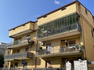 Foto Appartamento in Viale europa, Casagiove di 120 m² con 3 locali