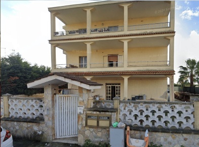 Foto Appartamento in Via Andrea Amati 23, Statte di 111 m² con 5 locali