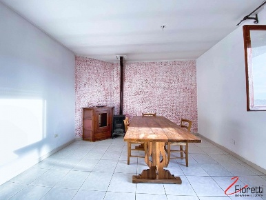 Foto Appartamento a Campiglia Marittima Venturina di 95 m² con 5 locali