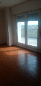 Foto Appartamento a Sant'Angelo Lodigiano di 145 m² in vendita