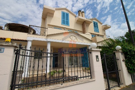 Foto Villa bifamiliare a Grosseto Aeroporto - Gorarella di 155 m²