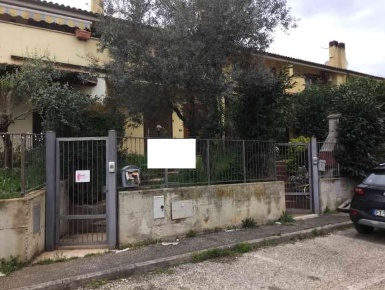 Foto Villa a schiera in Via Pier Paolo Pasolini 14, Fiano Romano di 204 m²