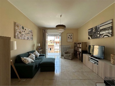 Foto Appartamento a Ancona di 130 m² con 6 locali in vendita