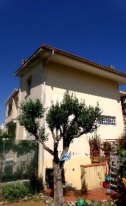 Foto Appartamento in via Sardegna, Assemini Centro di 140 m² con 5 locali