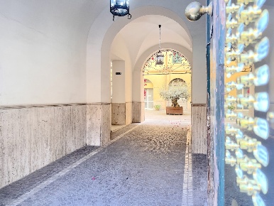 Foto Appartamento in Via di San Giovanni in Laterano, Roma di 91 m²