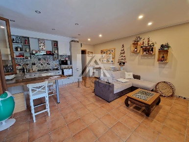 Foto Appartamento in Via della Bordogna, Lucca Nozzano - Arliano di 67 m²