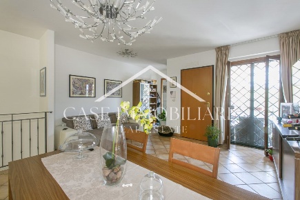 Foto Appartamento in via visano, Roma Valle Muricana di 120 m² con 4 locali