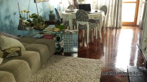 Foto Appartamento a Pisa di 100 m² con 4 locali in vendita