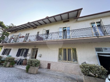 Foto Villa bifamiliare in Strada Mugnano Poggio Montorio, Perugia Mugnano