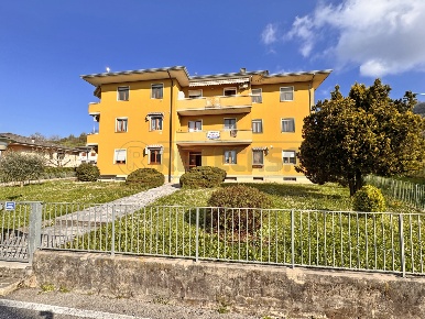 Foto Appartamento in via 4 novembre 38, Cornedo Vicentino Centro di 125 m²