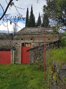 Foto Villa bifamiliare in Via del Santuario 26, Giarre Centro di 3679 m²