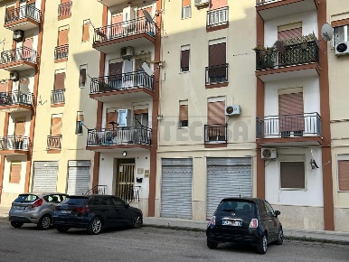Foto Appartamento in via carlo pisacane 6, Caltanissetta Centro di 118 m²