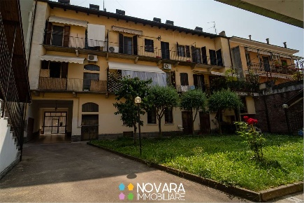 Foto Appartamento a Novara di 185 m² con 4 locali in vendita