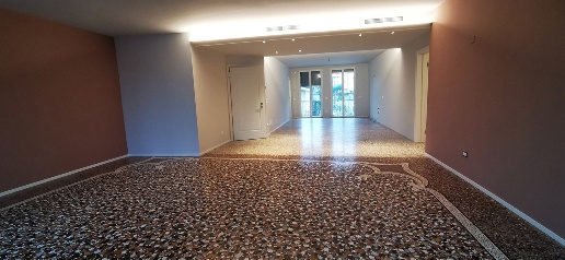 Foto Appartamento in Via S. Antonio 27, Marostica Centro di 190 m²