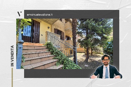 Foto Appartamento in Via Bach 10, Formigine Centro di 90 m² con 4 locali