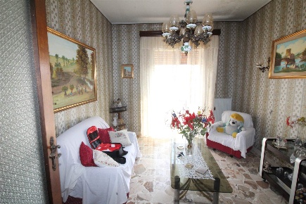 Foto Appartamento in VIA ROSSO DI SAN SECONDO, Lentini di 117 m² in vendita
