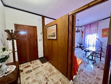 Foto Appartamento in Via Alcide de Gasperi 51, Mascalucia Centro di 118 m²