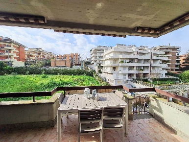 Foto Appartamento in VIA BRACCIANO 37, Roma Grottarossa - Saxa Rubra