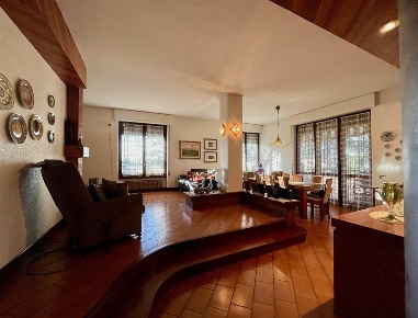 Foto Villa unifamiliare in VIA AGRATE, Concorezzo Centro di 290 m²