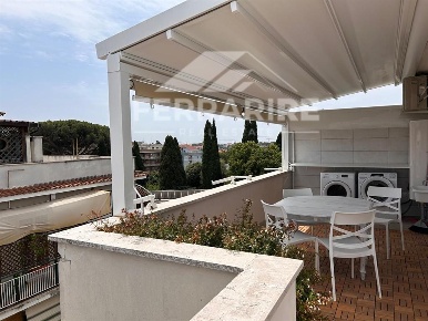 Foto Appartamento in Via Giuseppe D'Avarna 23, Roma in vendita