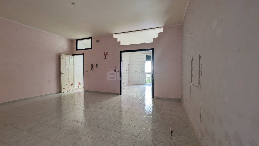 Foto Appartamento in VIA RIZZA, Floridia di 101 m² con 6 locali in vendita
