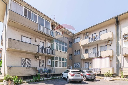 Foto Appartamento in Via Riposto, Mascalucia in vendita