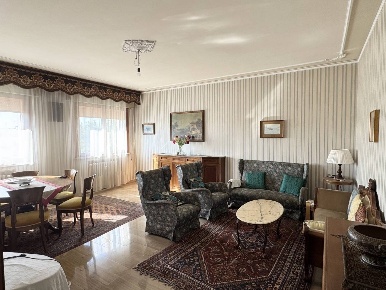 Foto Appartamento in VIA ROMAGNA, San Benedetto del Tronto di 160 m²
