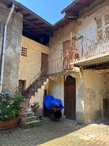 Foto Appartamento in PIAZZA RICONOSCENZA, Saronno di 150 m² con 4 locali