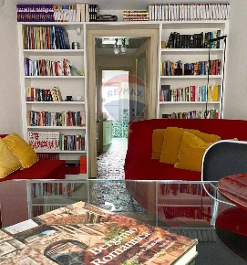 Foto Appartamento in Via Pignolo, Bergamo Centro di 68 m² con 2 locali