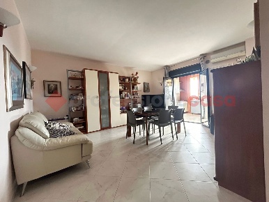 Foto Appartamento in S. Sasso, Bari San Girolamo di 106 m² con 4 locali
