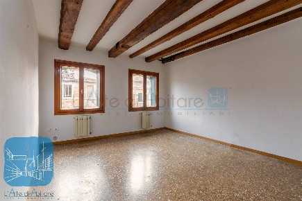 Foto Appartamento a Venezia San Marco di 116 m² con 6 locali in affitto