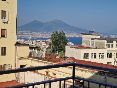 Foto Appartamento in via Manzoni 30, Napoli Fuorigrotta di 110 m²
