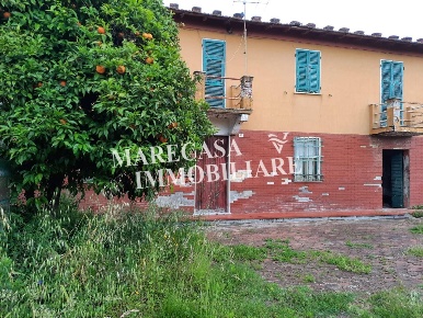 Foto Casa indipendente a Sarzana in vendita