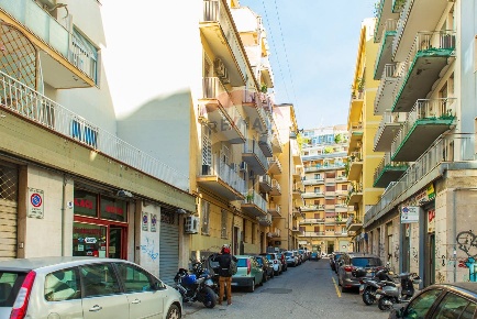 Foto Appartamento in Via Giuseppe Aurelio Costanzo, Catania Borgo di 125 m²