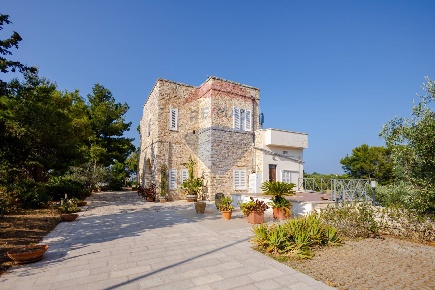 Foto Villa singola in Strada Provinciale 57, Noicattaro di 570 m²
