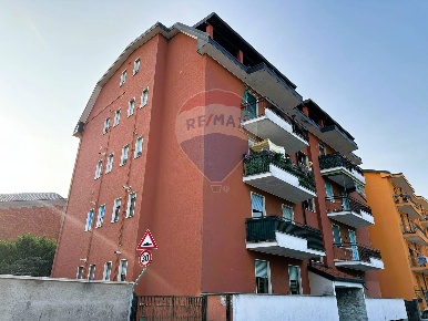 Foto Appartamento in VIA FRANCESCO CARACCIOLO, Limbiate Centro di 60 m²