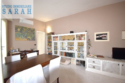 Foto Appartamento in Via Antonio Fratti, Viareggio Centro di 70 m²