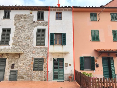 Foto Villa a schiera in Via Fraga Alta, Capannori Marlia di 78 m²