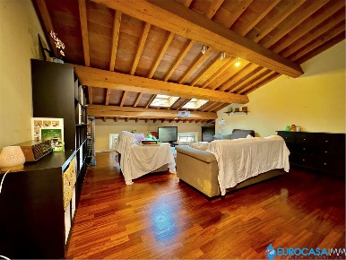 Foto Appartamento in Via Paolo Guaitoli 38, Carpi di 121 m² con 4 locali