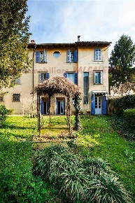 Foto Villa singola in Via Roma 35, Castelli Calepio Centro di 490 m²