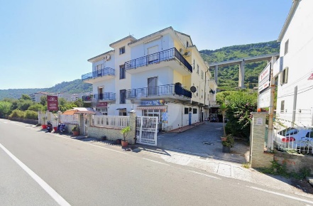 Foto Appartamento in Via Nazionale, Pizzo Centro di 104 m² con 3 locali