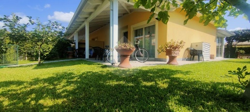 Foto Appartamento in Contrada Difesa, Pizzo di 115 m² con 4 locali
