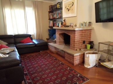 Foto Villa unifamiliare in via Candelisi, Mendicino Centro di 650 m²