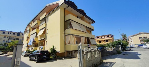 Foto Appartamento in Via Marinella, Pizzo Centro di 67 m² con 3 locali