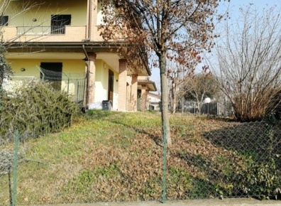 Foto Villa unifamiliare a Bibbiano di 110 m² con 7 locali in vendita