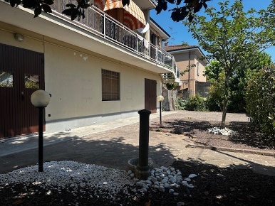 Foto Appartamento a Bomporto Sorbara di 145 m² con 4 locali in vendita