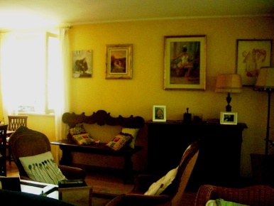 Foto Villa bifamiliare a Cavriago Centro di 270 m² con 6 locali in vendita