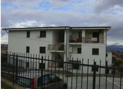 Foto Appartamento Mendicino di 88 m² in aste