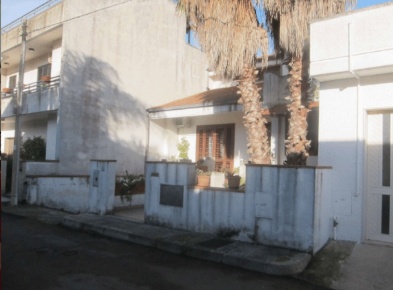 Foto Villa unifamiliare in Via G. Leopardi 14, Melendugno di 362 m² in aste