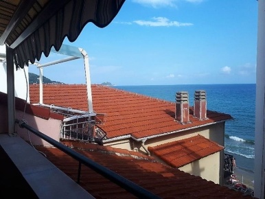 Foto Appartamento in via Vittorio Veneto s.n.c, Alassio in vendita
